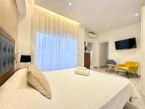 The Signature Cozy and City Center Apartment