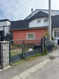 New Studio for 2 - Private Entrance