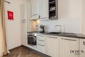 Appartamento in Centro a Olbia con Parcheggio Privato e Balcone