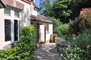 Hollins Lodge and Old Workshop