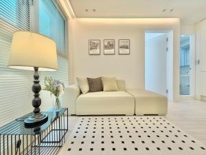 INTER-REST INN ㅣ New Building with elevator ㅣ Subway 3 mins ㅣ Hongdae 15 mins