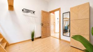Larooms RS51 - AltbauCharm mit Hochbett