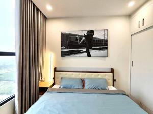 Beautiful Two-bedroom Apartment Central Hanoi Location, 40 To Airport