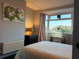 Private Ensuite Suite - No cooking - Free Parking