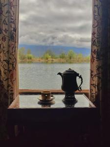 Kings Houseboats