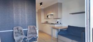 Apartment with community pool and only 10 min walk to the beach