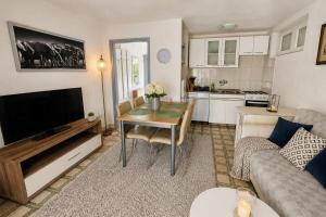 Aria Apartment - Adults Only