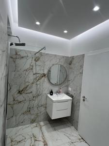 Skyline Apartment 2