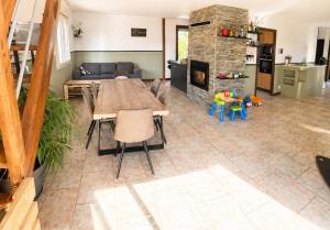 Maison 10 pers avec piscine Proche chalon et Beaune