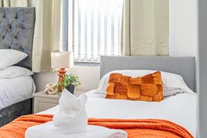 Modern 2 Bed Apartment City Centre Sleeps 6-WIFI