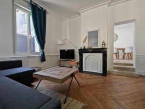 June - house in Honfleur, terrace, private parking