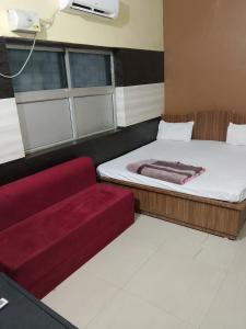 Radha Deo Guest House