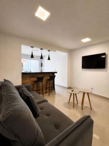 Casa moderna 1 suíte ar Wi-Fi - Garagem Moto