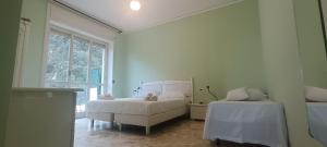 Penthouse in the historical center with sea view 5 minutes away from main square