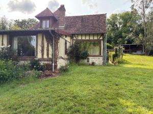 Ancien pressoir rénové avec grand jardin et vue sur la nature