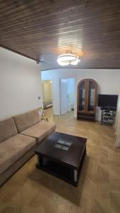 Grand House Apartment