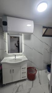 Grand House Apartment