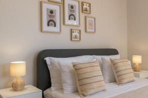 AQUAVISTA HOME Renovated Beachfront-Rhodes Marina