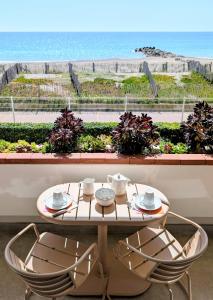 Studio Vue mer, Piscine, Wifi, Climatisation, Parking privé, Terrasse 1ère ligne - La Coulée Douce