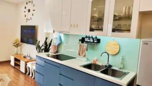 Gym And Swimming Pool, Private Walking Pool, Luxury Two-bedroom Apt Near Keangnam And Grand Plaza