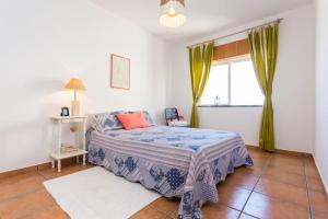 Spacious beach flat in Lagos