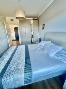 Apartment Hallera By the Beach