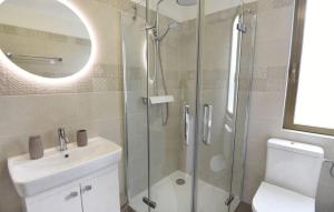 Apartment with pool in epljani near Umag