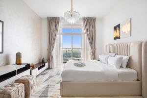Premium Studio near Butterfly Garden with Pool and Gym