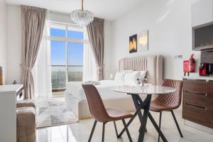 Premium Studio near Butterfly Garden with Pool and Gym