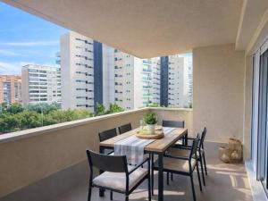 Apartamento con piscina y parking cerca del mar