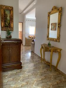 Azla Beach Escape - Cozy Apartment
