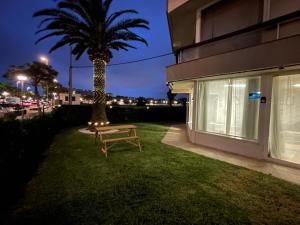 Piso delante de la playa La Pineda con 2 habitaciones