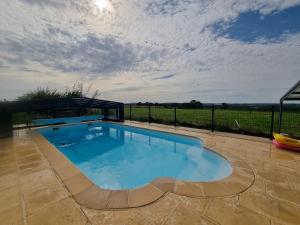 Maison bretonne familliale & piscine chauffée