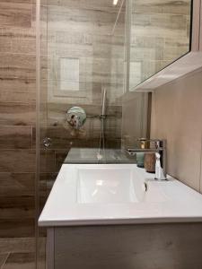 Safari Lux Studio SKG Newly Renovated