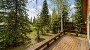 McCall Cabin on Golf Course Pool & Sauna