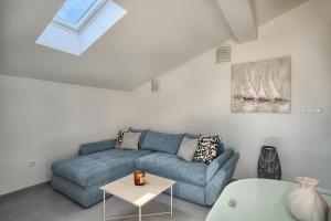 Villa Azur - Comfort, Beachfront, Pool