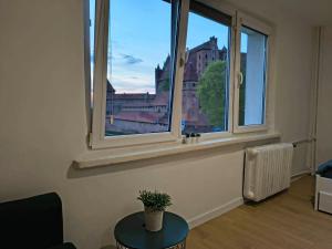 Apartament w Cieniu Zamku