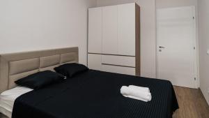 Luxury City Center 2BR Apartment with Private Parking