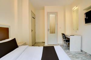 Hotel O KAROL BAGH RESIDENCY