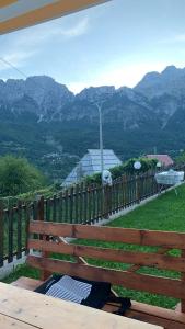 Tom Shyti guesthouse