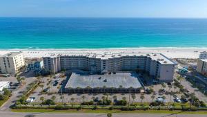 Gulf-front home with balcony ocean views pool and beach access