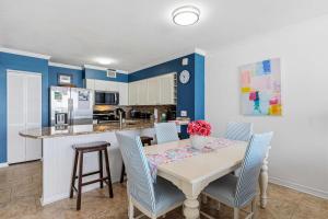 Gulf-front home with balcony ocean views pool and beach access