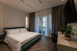 Exclusive Domus Gaudia