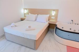 Max Kriti Hotel
