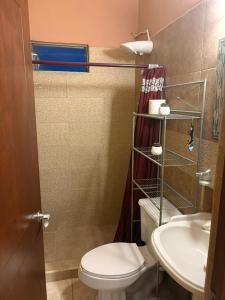 Central Family Apartment with Air conditioning and Hot Water
