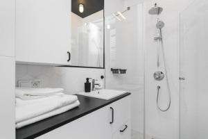 Golden Apartments - Mennica Residence, 1-Bedroom in City Center #140