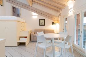 Urban Studio Apartment