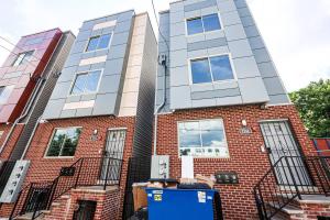 2Beds1Bath-TempleU, Balcony, Sleeps6, WD