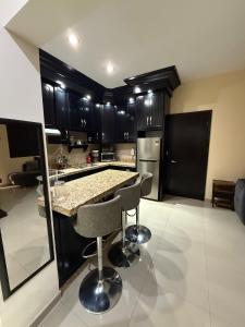 Suite #7