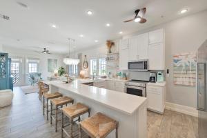 Seaside Cabana TC 10302
